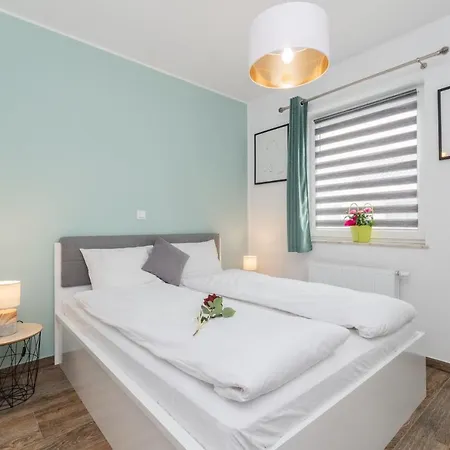 Flatbook - Baltic Twins Z Parkingiem *